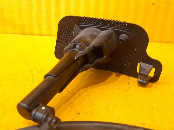 Volvo V60 II Washer Nozzle Hose 2018- image 3