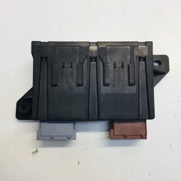 Module d'attelage OEM 9805542280 pour Peugeot 2008 image 2
