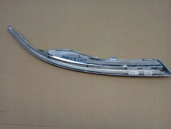 Moldura Cromada Faro Izquierdo Delantero OEM 53182-02090 image 5