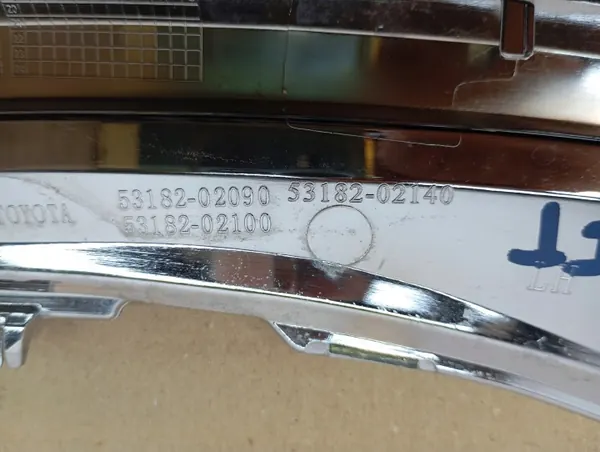 Moldura Cromada Faro Izquierdo Delantero OEM 53182-02090 image 9