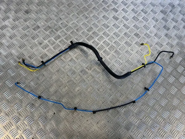 Ilmaputki Tesla Model X OEM 102793300D - Käytetty image 2
