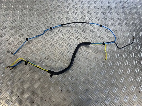 Ilmaputki Tesla Model X OEM 102793300D - Käytetty image 6