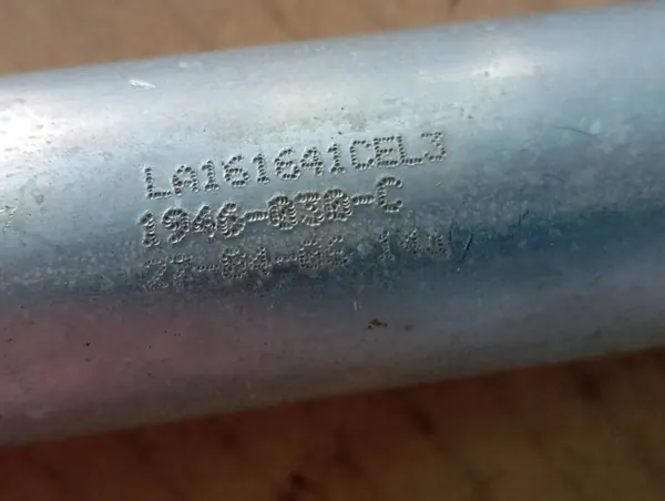 Actuador de portón techo Mitsubishi Colt CZC OEM LA161641CEL3 image 3