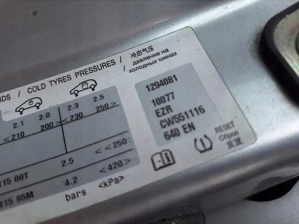 CITROEN C3 II 1.4 HDI Eixo de transmissão direito 9685907280 image 7