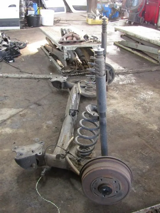 Hinterachsträger OEM BELKA ZAWIESZENIE TYŁ image 3