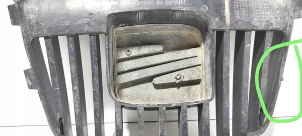 Seat Ibiza III 2002 - 2008 Radiator Grill Original image 9