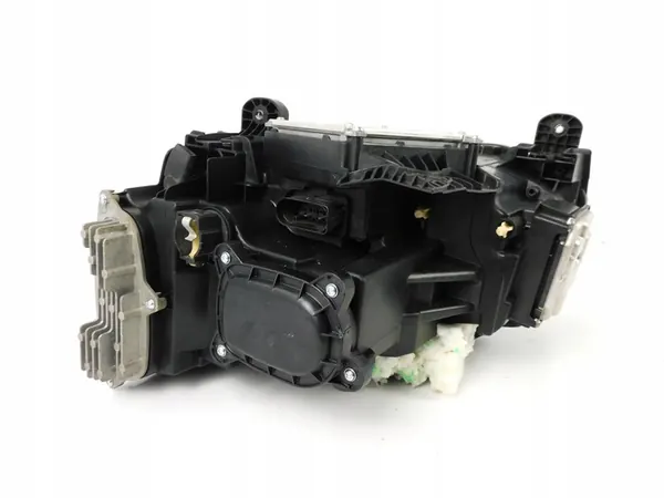 AUDI Q2 Luz Derecha Full LED 81A941034 image 8