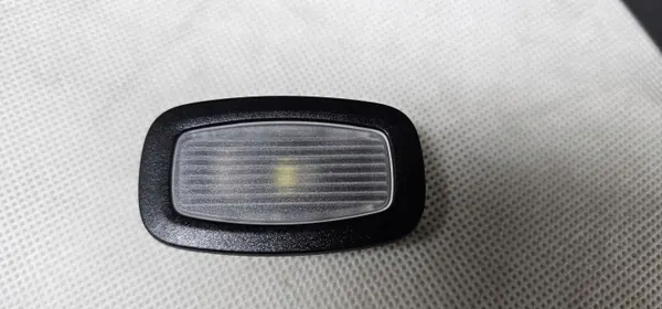 Mercedes W238 Ovi Valo OEM A0009069704 Vasen/Oikea Etu image 2