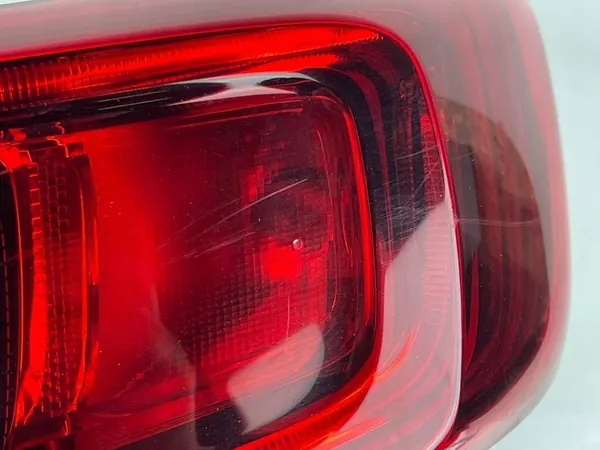 RENAULT TALISMAN HÖGER BAKLJUS 265501563R image 10