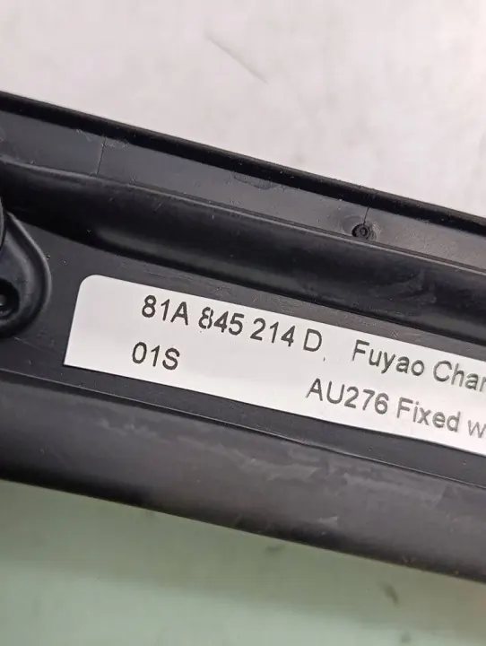 Triángulo puerta trasera derecha Audi Q2 16-19 OEM 81A845214 image 5