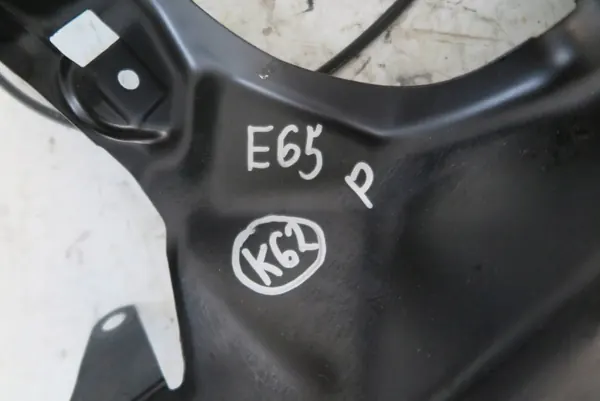 OEM BNE3282 Höger Strålkastarfäste för BMW image 6