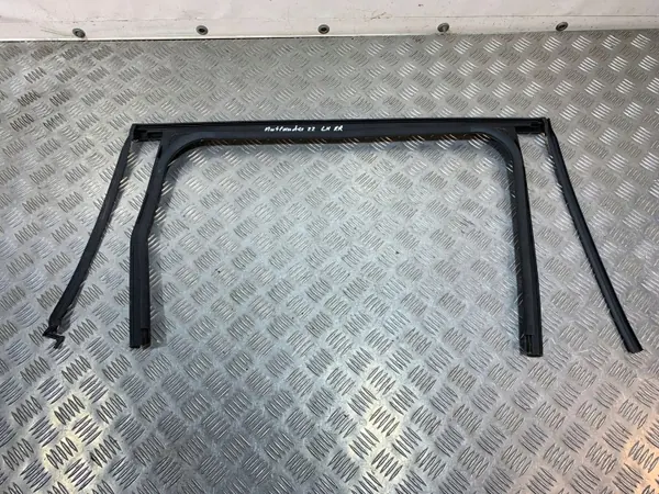 Junta janela porta traseira Mitsubishi Outlander IV OEM 1C22104455 image 4