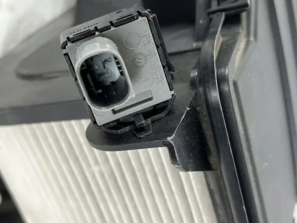 Porsche 991 Innenraumfilter-Abdeckung OEM 99157207201 image 5
