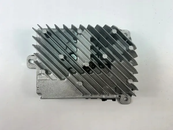 Pompe de direction Opel Astra K OEM 39126738 image 4