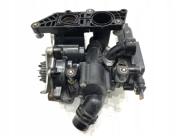 Vattenpump OEM LORK-2370-143836 för VW Arteon image 2