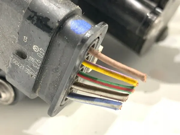 Vattenpump OEM LORK-2370-143836 för VW Arteon image 4