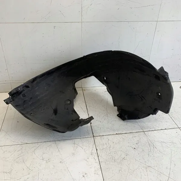 Guardabarros Derecho Audi A4 B9 2016 OEM image 5