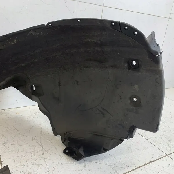 Guardabarros Derecho Audi A4 B9 2016 OEM image 6