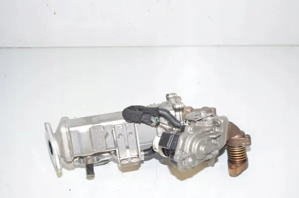 BMW F20 F21 F30 F31 2.0 D Enfriador EGR 7822347 image 2