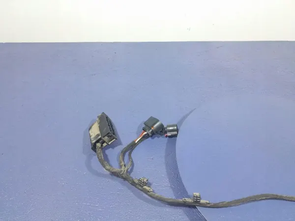 Audi Q7 II Polttoainepumpun Kaapeli OEM 4M0971727S image 3