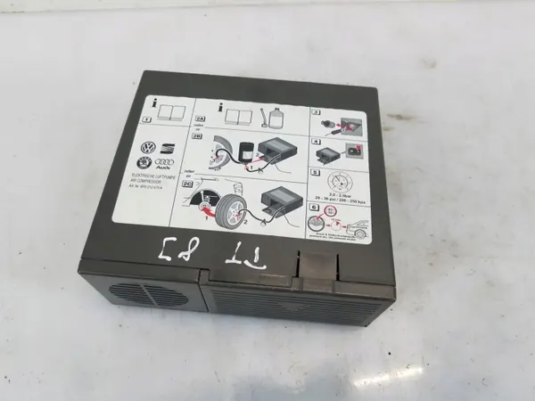 Compressore 12V per pneumatici 8P0012615A image 2