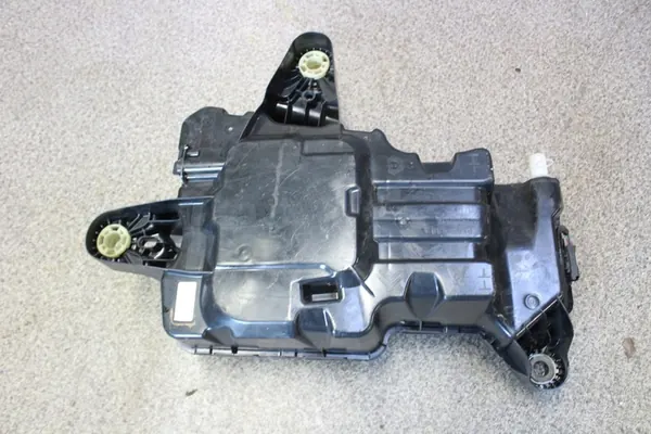 PARTNER BERLINGO III ADBLUE TANK 9818531680 image 2