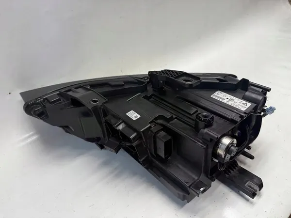 AUDI Q3 8U Faro Derecho Full LED 8U0941034 image 9