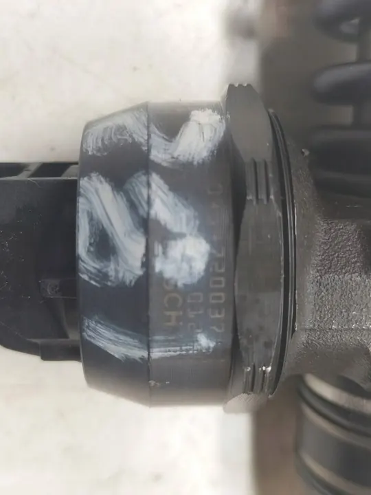 POMPOWTRYSKIWACZ VW Passat V 1.9 TDI OEM 038130073AJ image 4