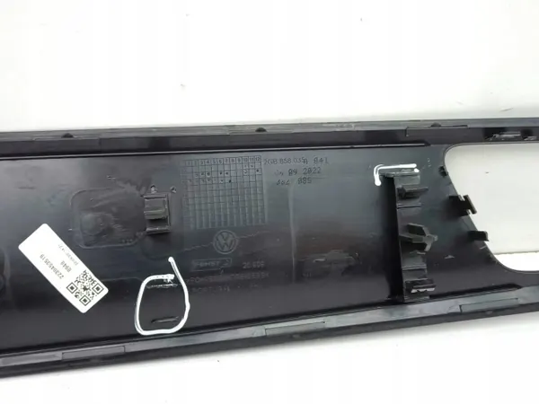Handschoenenvakframe Volkswagen T-Roc 2022 OEM 2GB858035A image 6