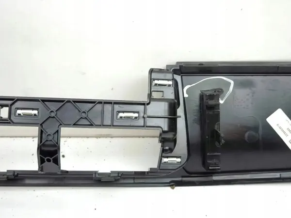 Handschoenenvakframe Volkswagen T-Roc 2022 OEM 2GB858035A image 7