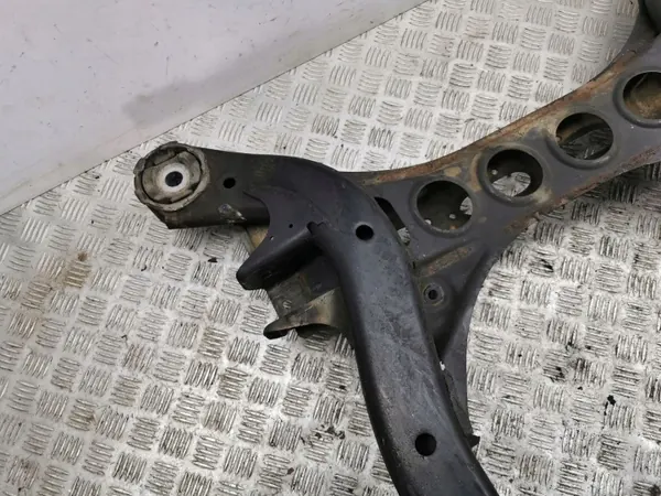 Cadre avant Porsche Cayenne 2011 OEM AMD96915 image 8