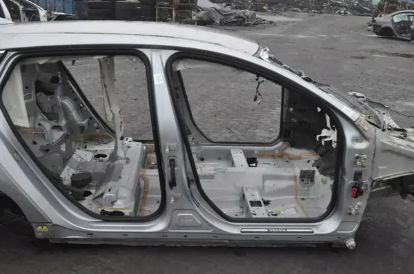 Volvo S60 II V60 Pilier Droit OEM 174417 image 2