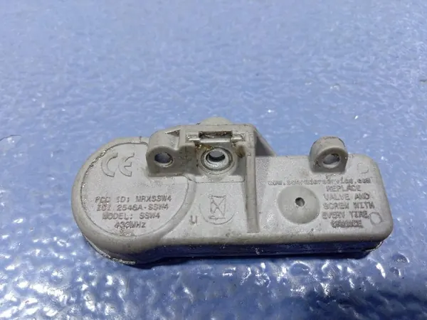 FIAT 500E 12- TPMS Däcktryckssensor 68241067AA image 3