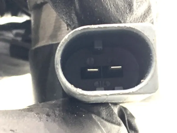 Régulateur Pression Carburant OEM 057130764H Audi A5 8T image 3