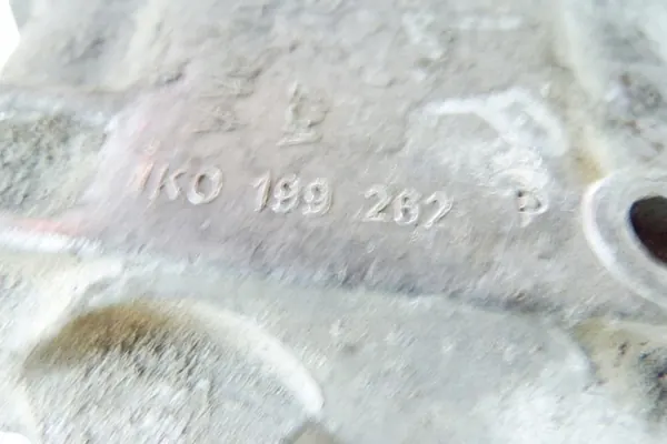 Supporto motore anteriore VW PASSAT VARIANT B6 1K0199262P image 3