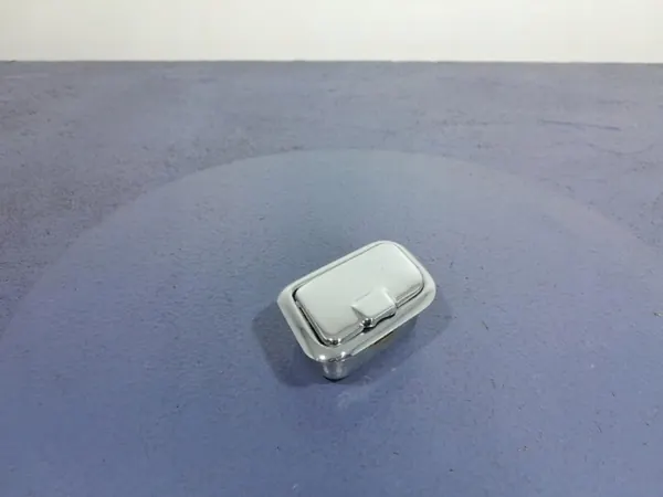 Aschenbecher Fiat 125P OEM Lochow-317541- Gebraucht image 2