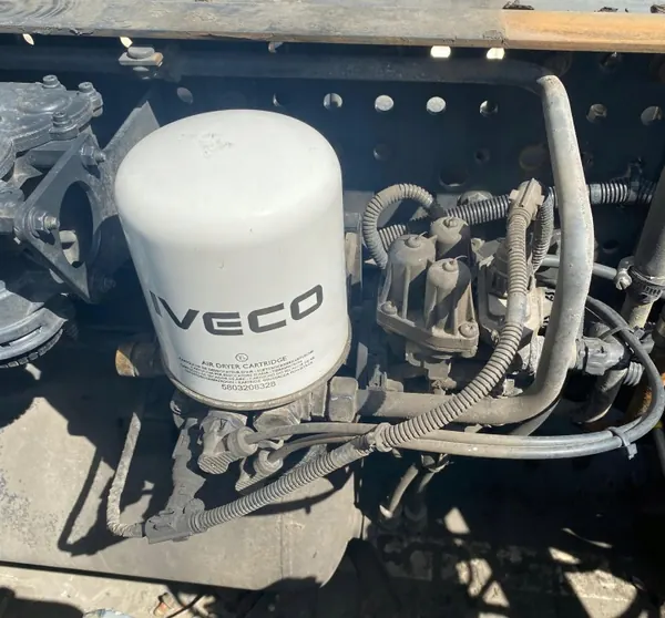Lufttrockner OEM 5802223716 für Iveco Trakker Stralis image 2