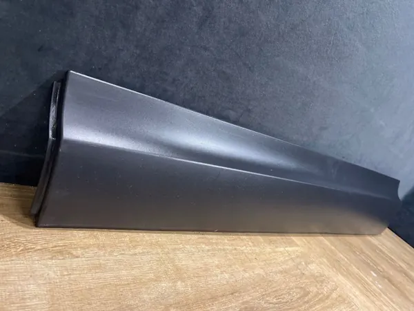 Land Rover Deurlijst Links Voor HY32-21065-AE image 2