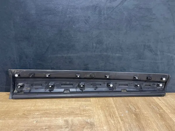 Land Rover Deurlijst Links Voor HY32-21065-AE image 3