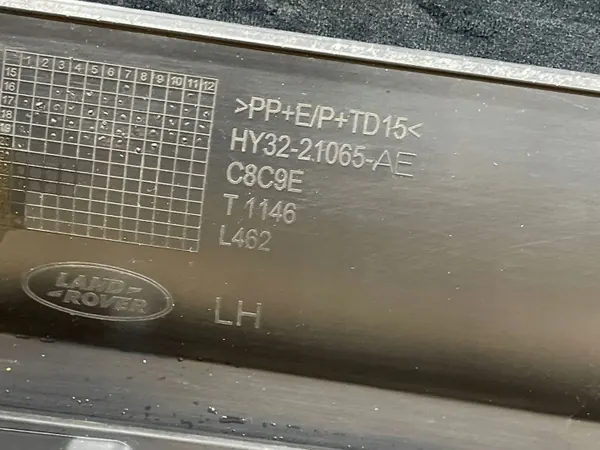 Land Rover Deurlijst Links Voor HY32-21065-AE image 4