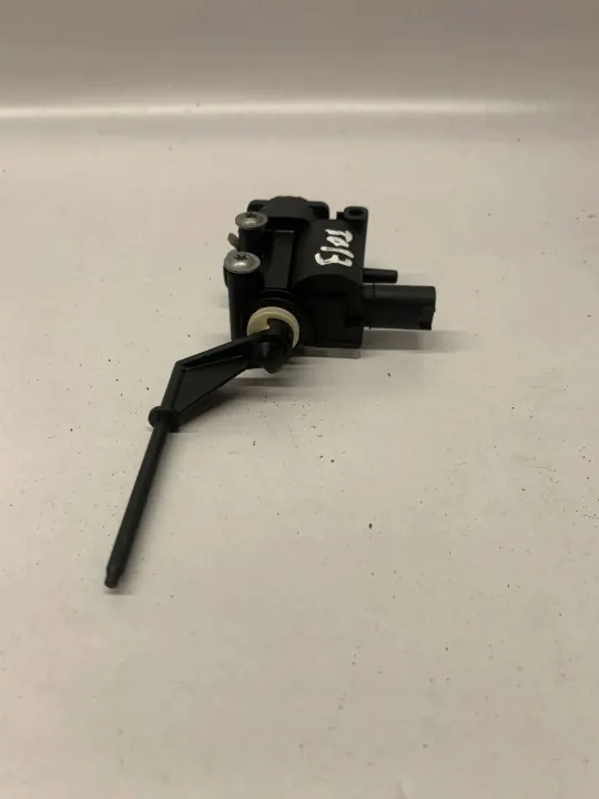 Bouchon de réservoir avec serrure OEM 67116985881 BMW 3 Cabrio image 4