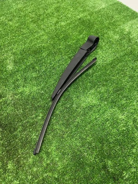BMW X5 G05 Heckwischerarm OEM 7442091 image 2