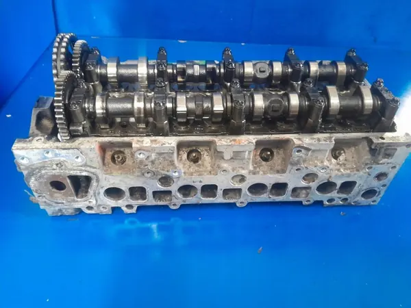 Culasse Mercedes Vito 639 2.2 CDI A6460101420 image 2