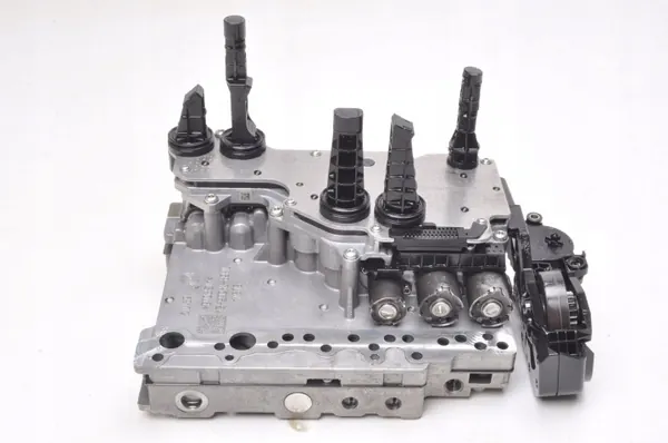 Selector de Marchas Volvo OEM 7M5R-7H035-BA Usado image 6