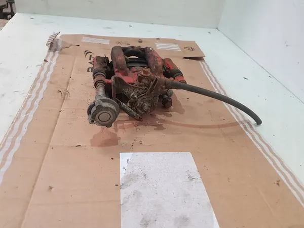 Linke Hintere Bremssattel Opel Astra J image 3