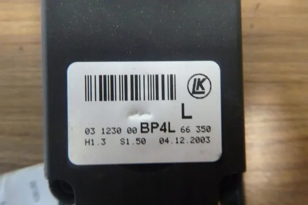 Voorraam Schakelaar L Mazda OE 03123000 image 3