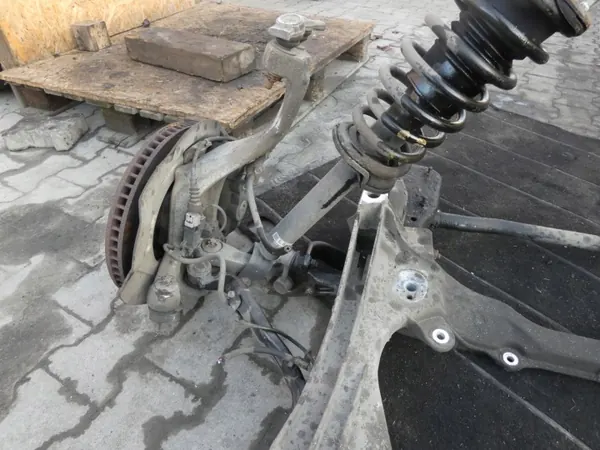 SANKI BELKA ZAWIESZENIA PRZOD LEXUS LS 460 OEM image 3