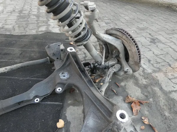 SANKI BELKA ZAWIESZENIA PRZOD LEXUS LS 460 OEM image 4