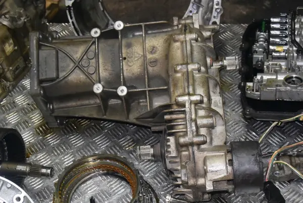 Siirto laatikko Audi Q7 VW Touareg image 2