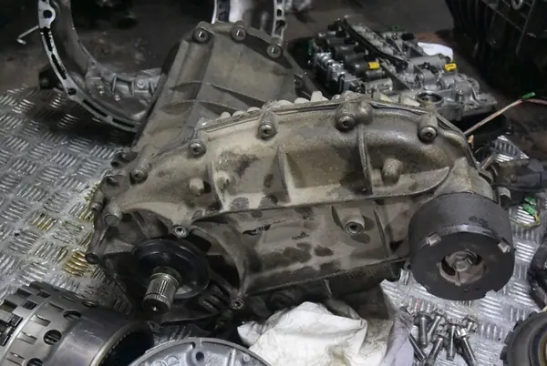 Siirto laatikko Audi Q7 VW Touareg image 5